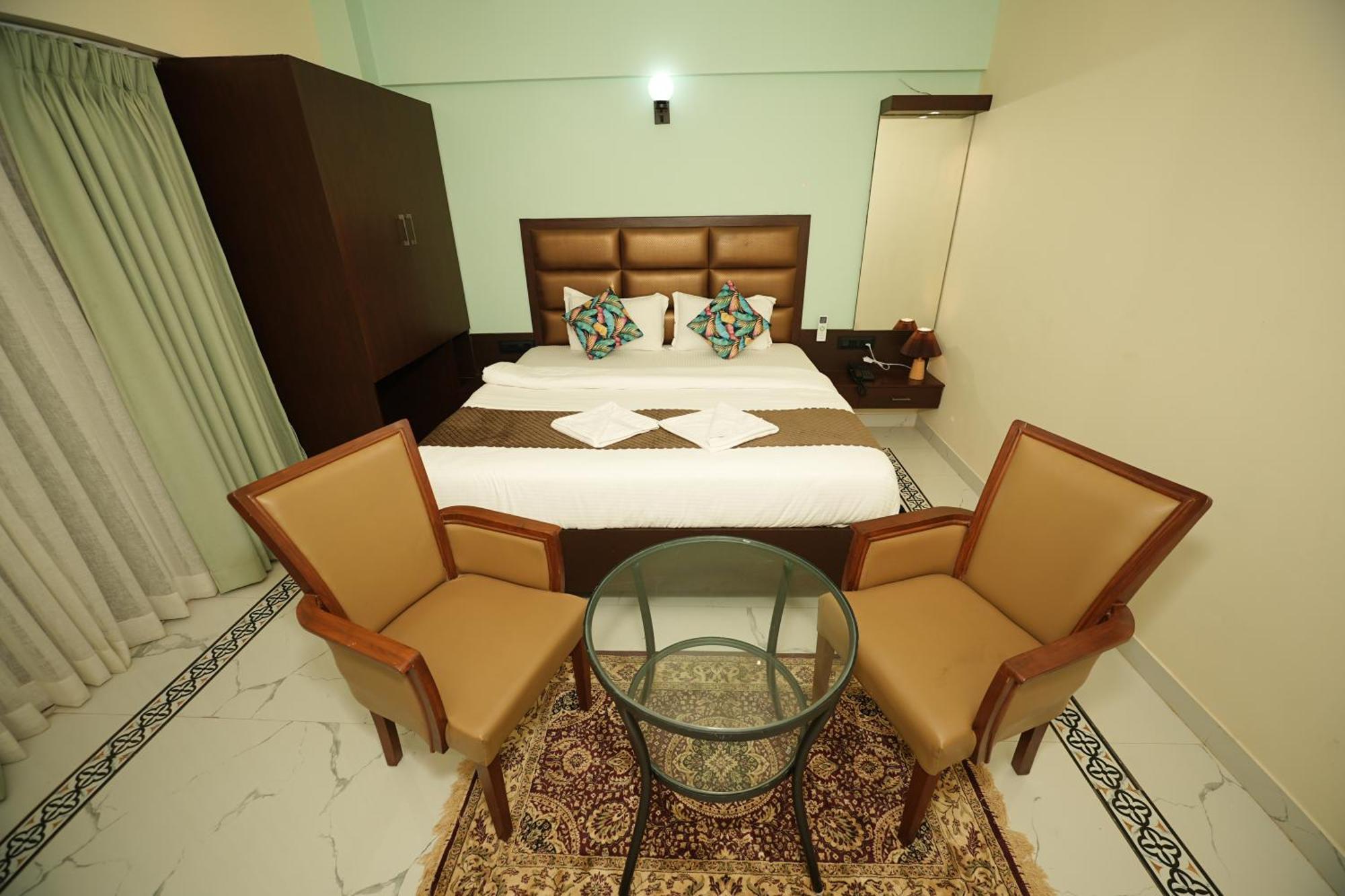 Saikiran Hotel Mapusa Esterno foto